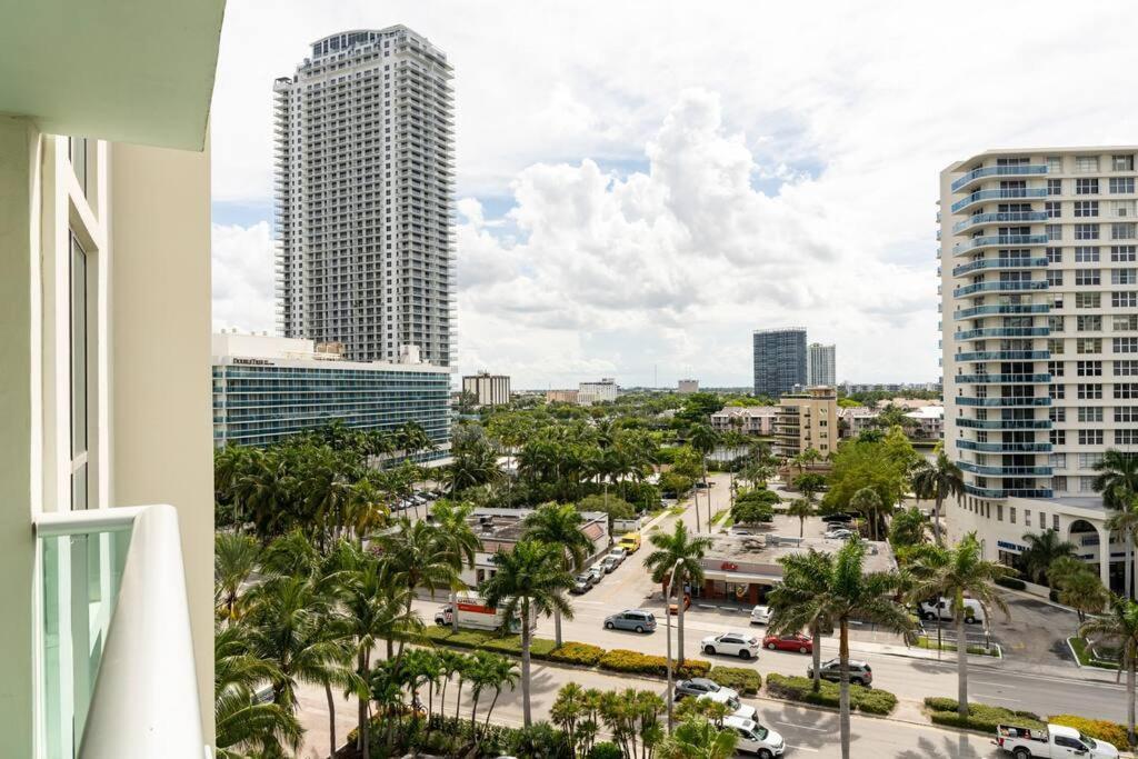 Luxury Stylish Oceanfront 2 Bedroom 2 Bathroom In Hollywood Fl Экстерьер фото